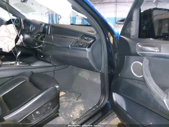 44515062 :رقم المزاد ، 5YMGY0C52DLL15716 vin ، 2013 Bmw X5 M مزاد بيع