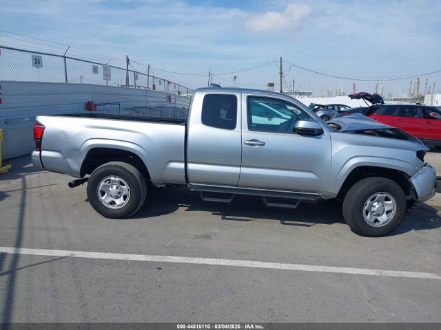 2022 Toyota Tacoma Sr მანქანა იყიდება აუქციონზე, vin: 3TYRX5GNXNT052035, აუქციონის ნომერი: 44515110
