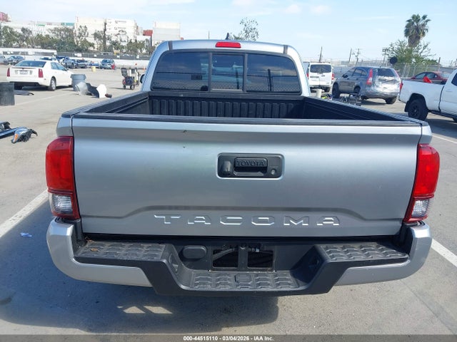 2022 Toyota Tacoma Sr მანქანა იყიდება აუქციონზე, vin: 3TYRX5GNXNT052035, აუქციონის ნომერი: 44515110