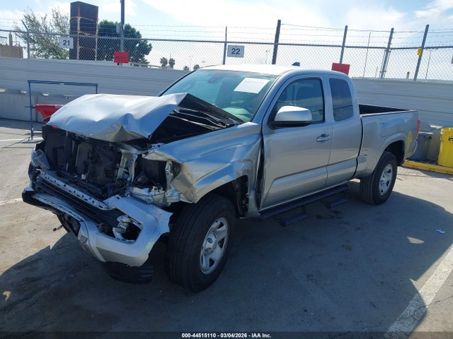2022 Toyota Tacoma Sr მანქანა იყიდება აუქციონზე, vin: 3TYRX5GNXNT052035, აუქციონის ნომერი: 44515110