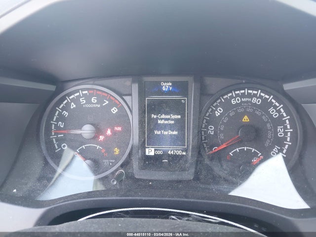 2022 Toyota Tacoma Sr მანქანა იყიდება აუქციონზე, vin: 3TYRX5GNXNT052035, აუქციონის ნომერი: 44515110
