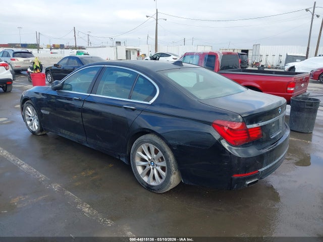 2013 Bmw 740i მანქანა იყიდება აუქციონზე, vin: WBAYA6C56DC995248, აუქციონის ნომერი: 44515138