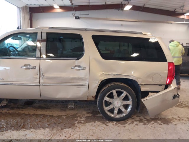 2008 CADILLAC ESCALADE ESV 1GYFC66848R195118 Photo 5