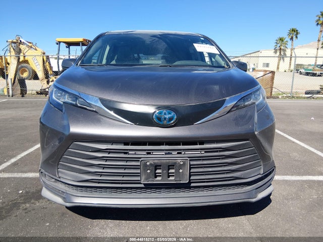 Toyota SIENNA LE 2021 5TDKRKEC1MS042709 Image 12