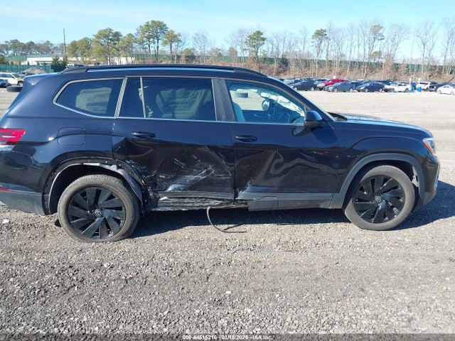 Продаж на аукціоні авто 2024 Volkswagen Atlas 2.0t Se W/technology, vin: 1V2HR2CA7RC618807, номер лоту: 44515216