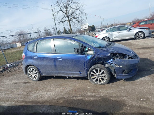 2013 Honda Fit Sport მანქანა იყიდება აუქციონზე, vin: JHMGE8H51DC068213, აუქციონის ნომერი: 44515217