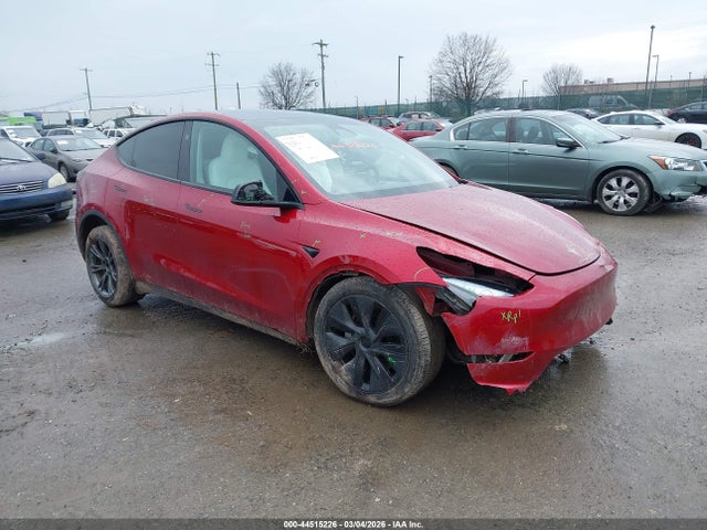 2024 TESLA MODEL Y 7SAYGDEE1RA317746 Photo 0
