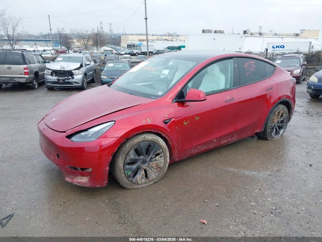 2024 TESLA MODEL Y 7SAYGDEE1RA317746 Photo 1