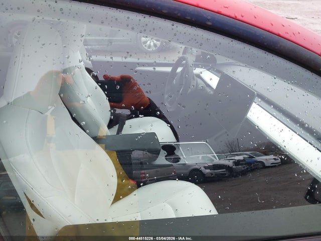 2024 TESLA MODEL Y 7SAYGDEE1RA317746 Photo 4