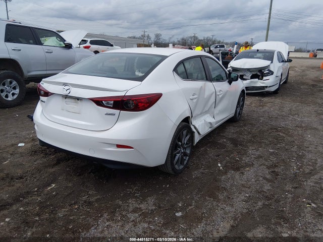Продаж на аукціоні авто 2018 Mazda Mazda3 Touring, vin: 3MZBN1V3XJM212533, номер лоту: 44515271