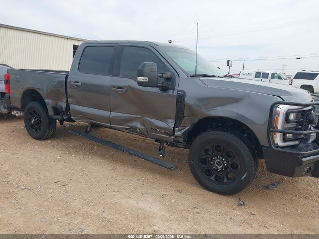 Ford F-350 Lariat 2026 1FT8W3BT1TEC85437 Image 11