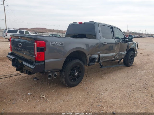 Ford F-350 Lariat 2026 1FT8W3BT1TEC85437 Image 4
