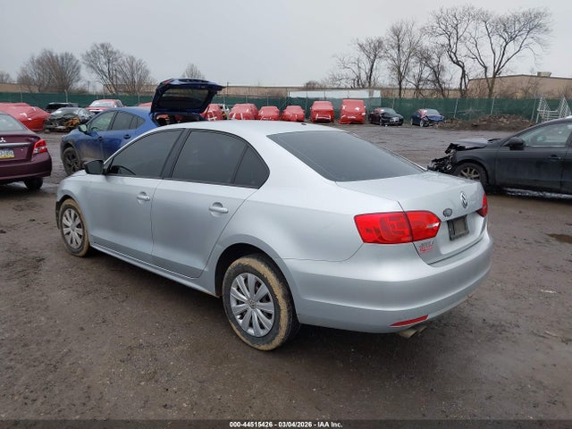 Продажа на аукционе авто 2013 Volkswagen Jetta 2.0l S, vin: 3VW2K7AJ4DM297289, номер лота: 44515426