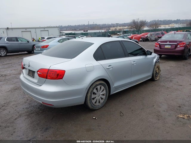 Продажа на аукционе авто 2013 Volkswagen Jetta 2.0l S, vin: 3VW2K7AJ4DM297289, номер лота: 44515426