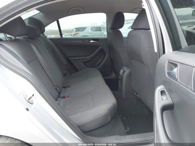 Продажа на аукционе авто 2013 Volkswagen Jetta 2.0l S, vin: 3VW2K7AJ4DM297289, номер лота: 44515426