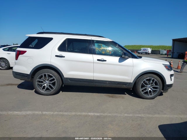 1FM5K8GT7JGC49317 Ford EXPLORER SPORT