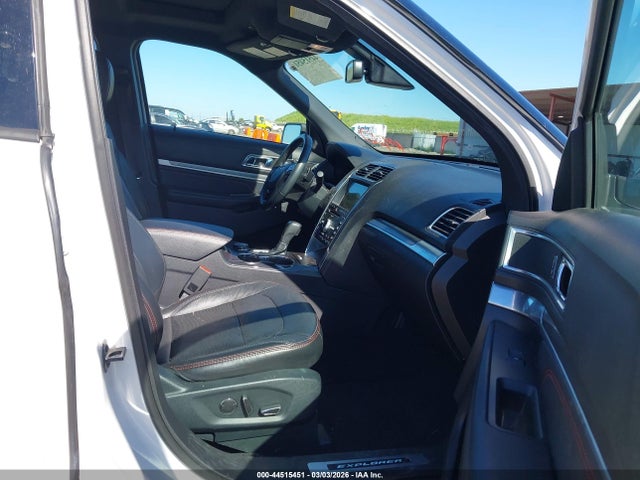 1FM5K8GT7JGC49317 Ford EXPLORER SPORT