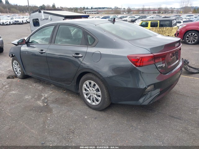 3KPF24AD1NE425240 KIA FORTE FE