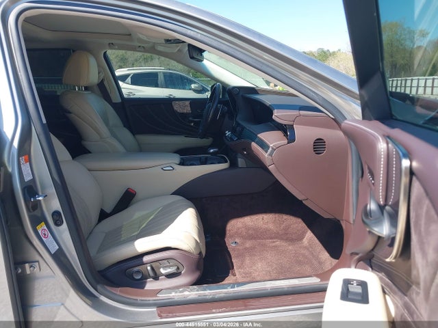 2018 LEXUS LS 500 JTHB5LFF9J5004798 Photo 4