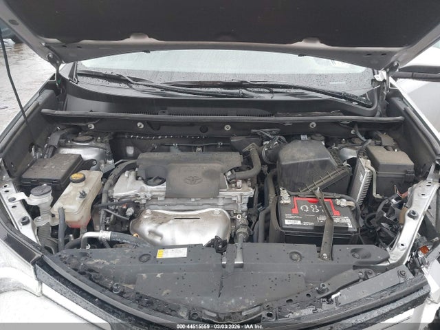 Toyota Rav4 Xle 2018 2T3RFREV6JW836441 Image 10