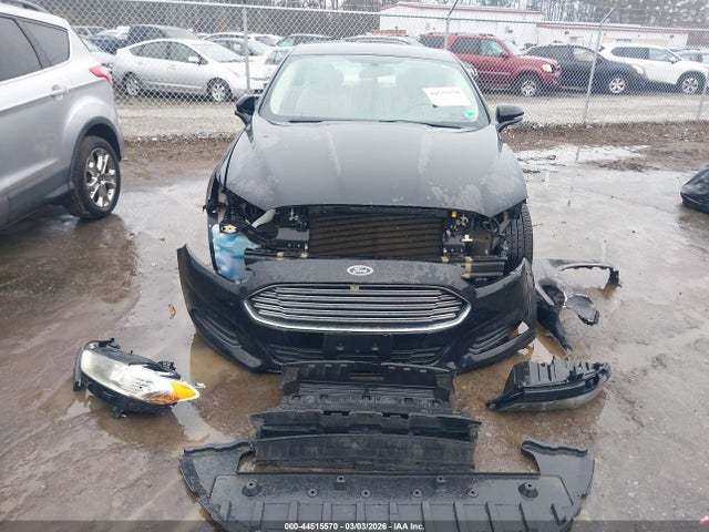 3FA6P0HD9GR286038 Ford FUSION SE