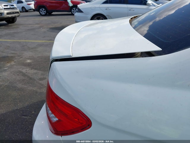 2014 Mercedes-benz C-class C 250 Sport მანქანა იყიდება აუქციონზე, vin: WDDGF4HBXEA955566, აუქციონის ნომერი: 44515584
