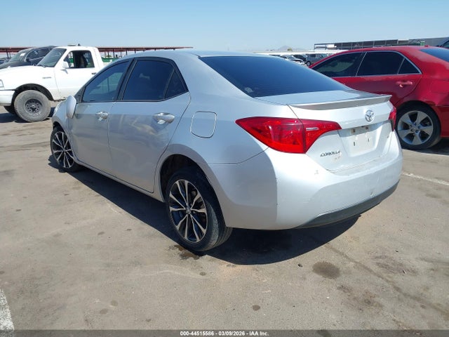 Toyota COROLLA SE 2017 5YFBURHE3HP703479 Image 3
