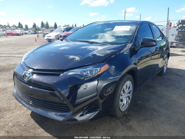 Toyota COROLLA LE 2019 5YFBURHE5KP932480 Image 2