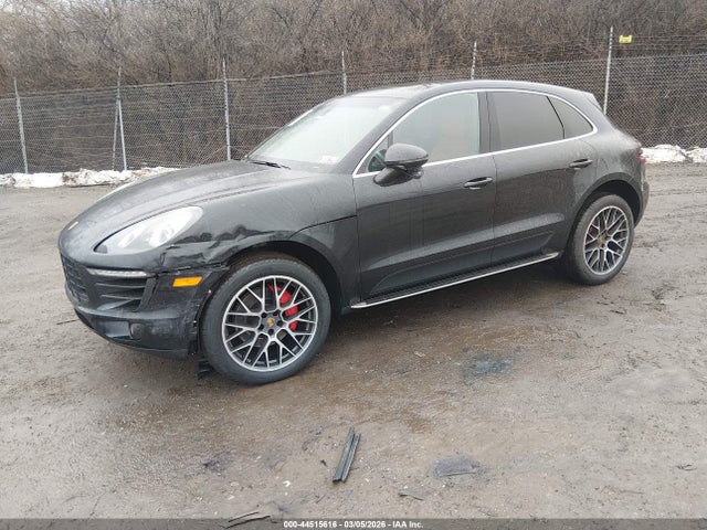 Porsche MACAN S 2015 WP1AB2A59FLB68441 Image 2