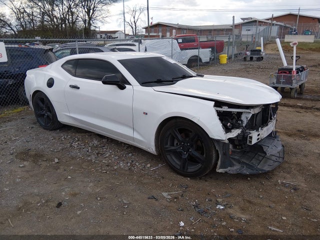 2018 CHEVROLET CAMARO 1G1FB1RX7J0115697 Photo 0