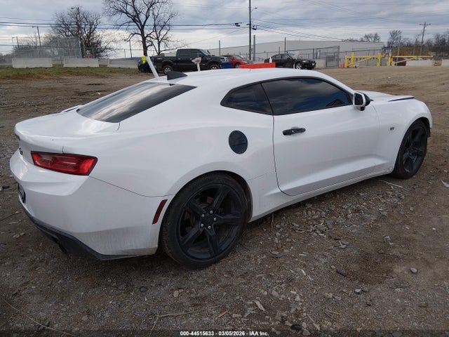 2018 CHEVROLET CAMARO 1G1FB1RX7J0115697 Photo 3