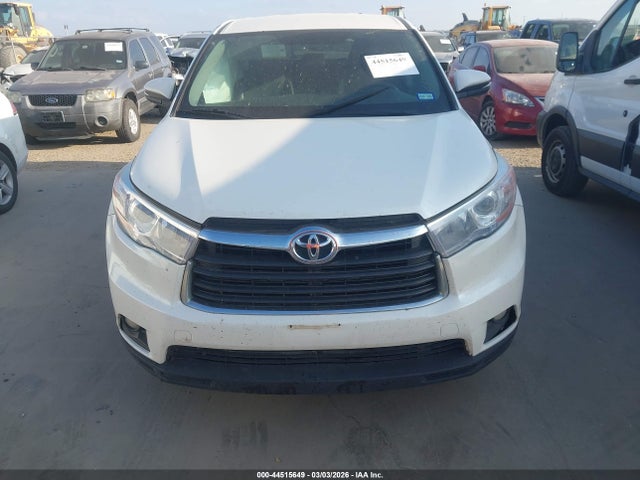 Продажа на аукционе авто 2015 Toyota Highlander Le Plus V6, vin: 5TDZKRFH0FS110586, номер лота: 44515649
