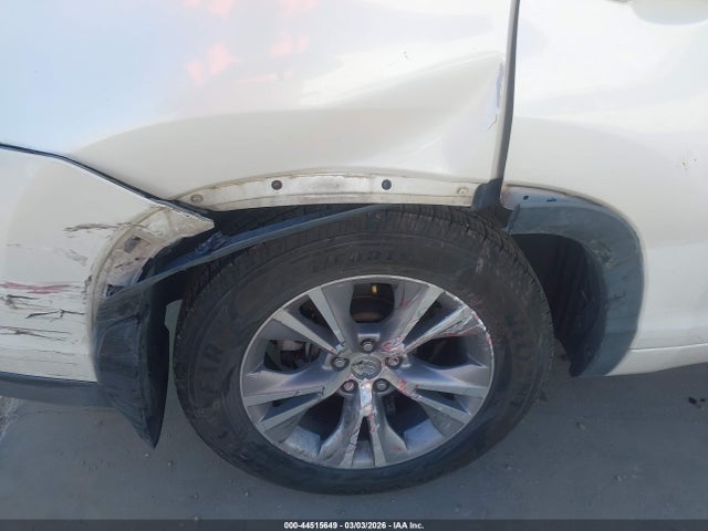 Продажа на аукционе авто 2015 Toyota Highlander Le Plus V6, vin: 5TDZKRFH0FS110586, номер лота: 44515649