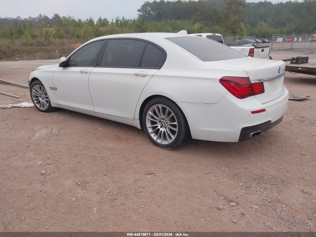 2014 BMW ALPINA B7 WBAYE8C55ED134980 Photo 2