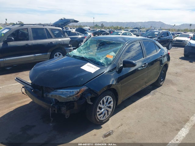 Toyota COROLLA LE 2017 5YFBURHE7HP702223 Image 2
