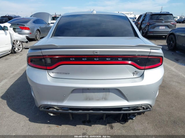 2C3CDXHG2LH109124 Dodge Charger Gt Rwd