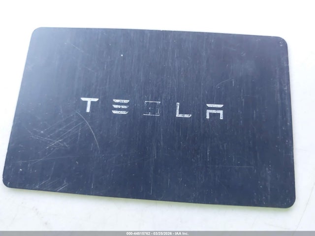 44515762 :رقم المزاد ، 7SAYGDEE2RF193151 vin ، 2024 Tesla Model Y Long Range Dual Motor All-wheel Drive مزاد بيع