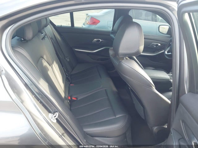 3MW5R1J05N8C53230 BMW 330I