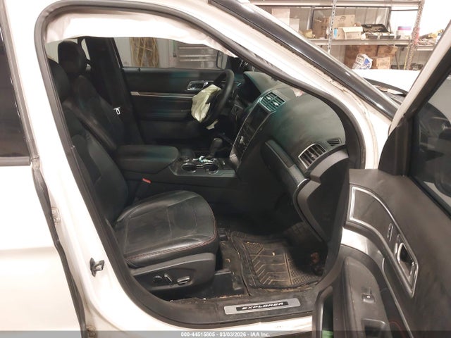 Продаж на аукціоні авто 2017 Ford Explorer Sport, vin: 1FM5K8GT4HGA28509, номер лоту: 44515805