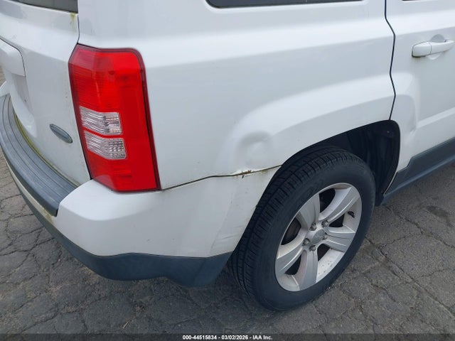 Jeep Patriot Latitude 2014 1C4NJPFB9ED793626 Image 6