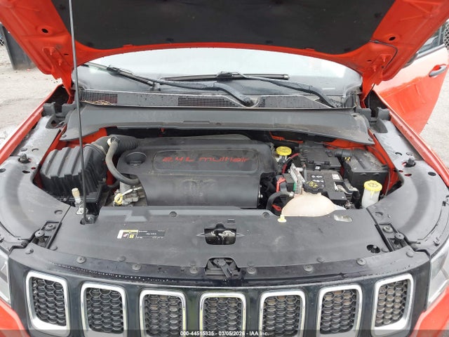 2018 JEEP COMPASS 3C4NJCAB1JT233149 Photo 9