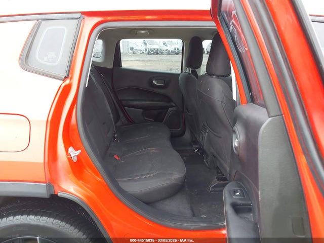 2018 JEEP COMPASS 3C4NJCAB1JT233149 Photo 7