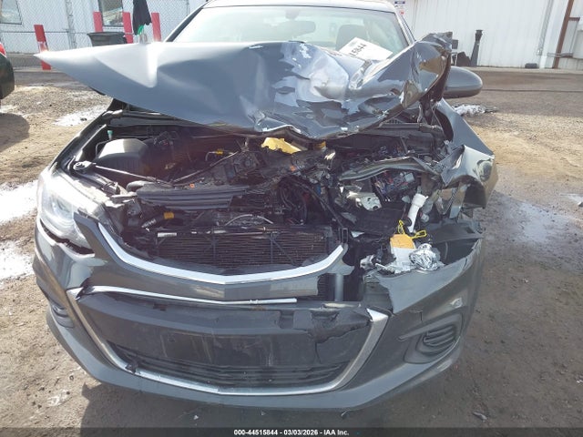 1G1JB5SH0J4120639 Chevrolet Sonic Ls Auto