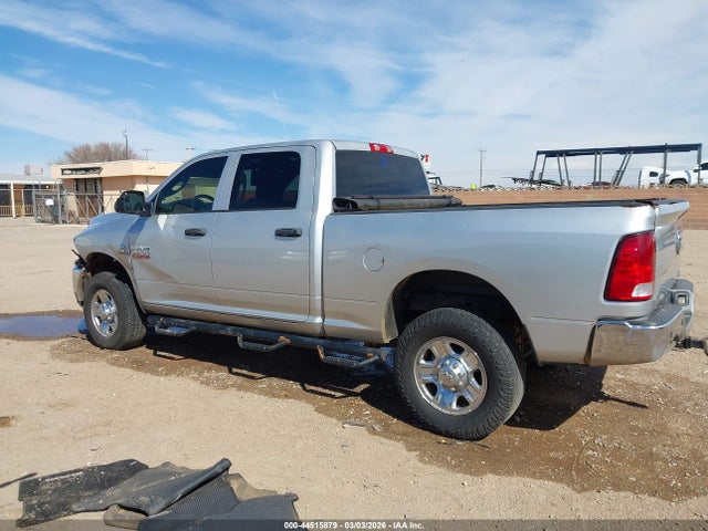 44515879 :رقم المزاد ، 3C6UR5CL2FG655301 vin ، 2015 Ram 2500 Tradesman مزاد بيع