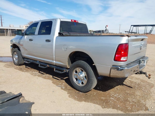 44515879 :رقم المزاد ، 3C6UR5CL2FG655301 vin ، 2015 Ram 2500 Tradesman مزاد بيع