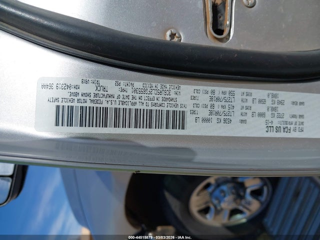 44515879 :رقم المزاد ، 3C6UR5CL2FG655301 vin ، 2015 Ram 2500 Tradesman مزاد بيع