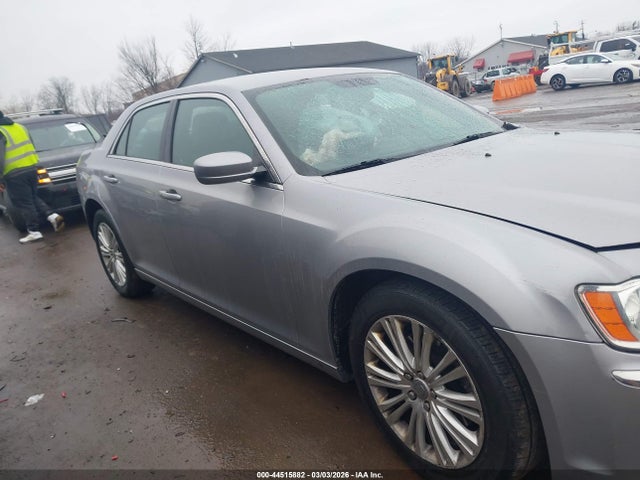 2014 Chrysler 300 მანქანა იყიდება აუქციონზე, vin: 2C3CCARG0EH229411, აუქციონის ნომერი: 44515882