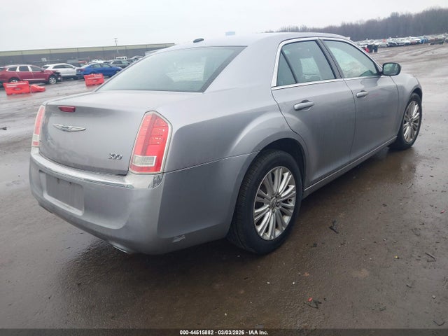 2014 Chrysler 300 მანქანა იყიდება აუქციონზე, vin: 2C3CCARG0EH229411, აუქციონის ნომერი: 44515882