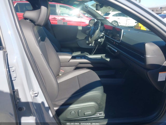 2025 HYUNDAI IONIQ 6 KMHM54AA2SA096983 Photo 4