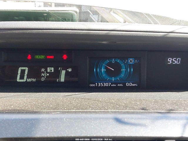 Toyota Prius V Three 2015 JTDZN3EU6FJ038955 Image 15